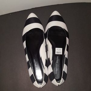 Black and white flats